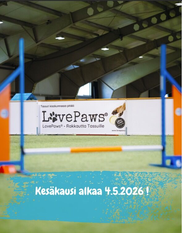 Kesäkausi alkaa maanantaina 4.5.2026!Kesäkaudella hallissa on kolme kenttää:
👉Venyvä Koira kenttä (kenttä 1) esteet on merkitty kesäkaudella keltaisella 💛 Kentällä valmis rata koko kesän!
👉Revolution Race kenttä (kenttä 3) esteet on merkitty violetilla 🩷
👉Valjakko kenttä (kenttä5) esteet on merkitty punaisella ❤️Kenttäjako ja estelistat löytyvät täältä:  https://ojanko.fi/kenttajako-ja-estelistat/Ohjevideot kontaktien ja renkaan säätämiseen löytyvät täältä: https://ojanko.fi/kontaktien-ja-renkaan-saataminen/👉Muista käydä päivittämässä avaimet avaimenpäivystyspisteellä (WC-tilojen eteisessä tai Revolution Race kentän oven vieressä) 4.5 alkaen.
👉Huomioithan, että myös porttikoodi vaihtuvat!Irtovuoroja voi kysyä: varaukset(at)ojanko.fiHyvää kesää kaikille!Yhteistyössä
@venyvakoira
@revolutionrace
@valjakkoellasema